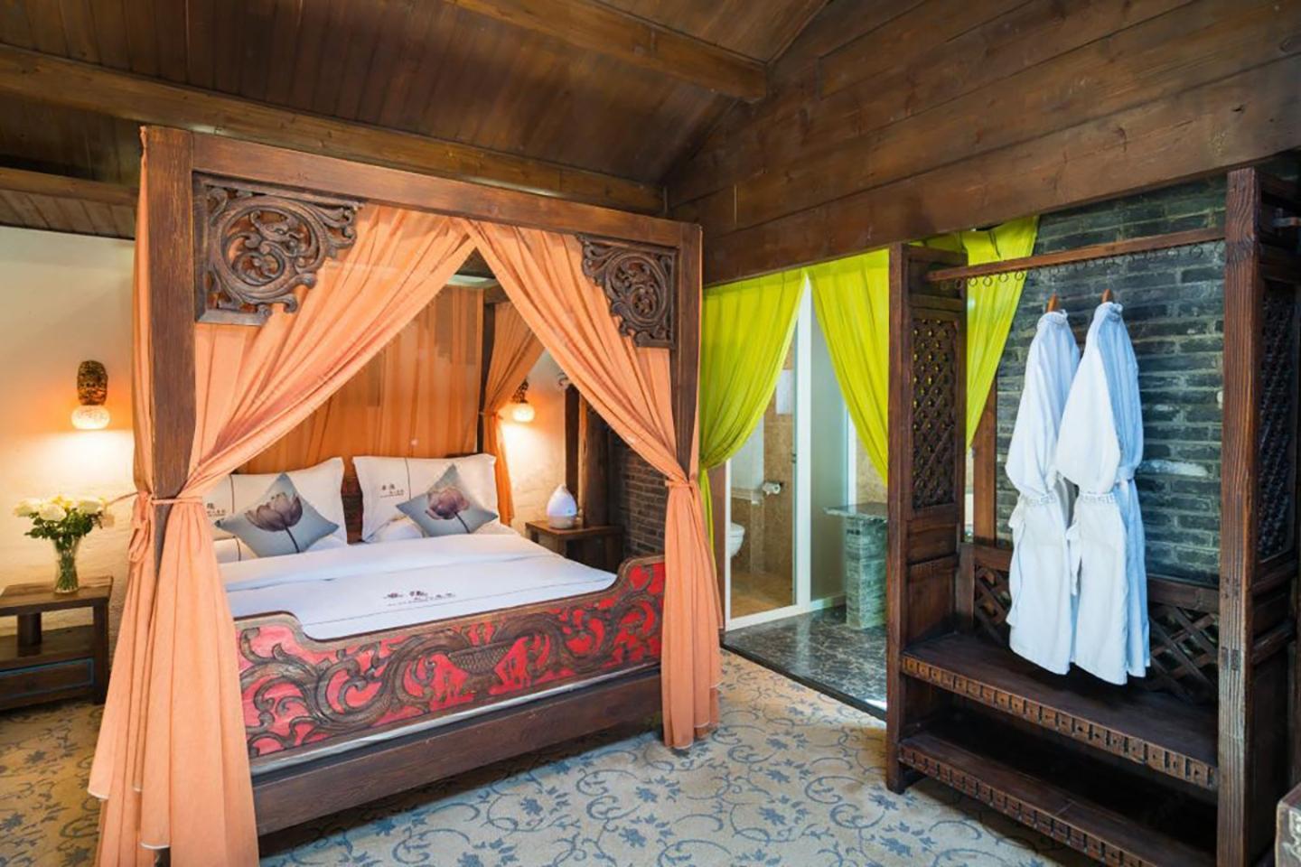 Big Tree Guesthouse - Naxi Old Style 리장 외부 사진