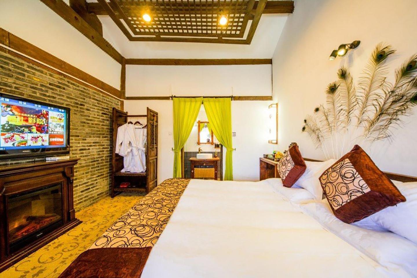 Big Tree Guesthouse - Naxi Old Style 리장 외부 사진